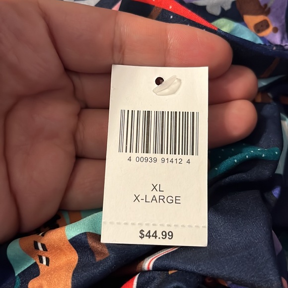 Disney Parks Star Wars Holiday Christmas 7/8 Leggings - Picture 11 of 14